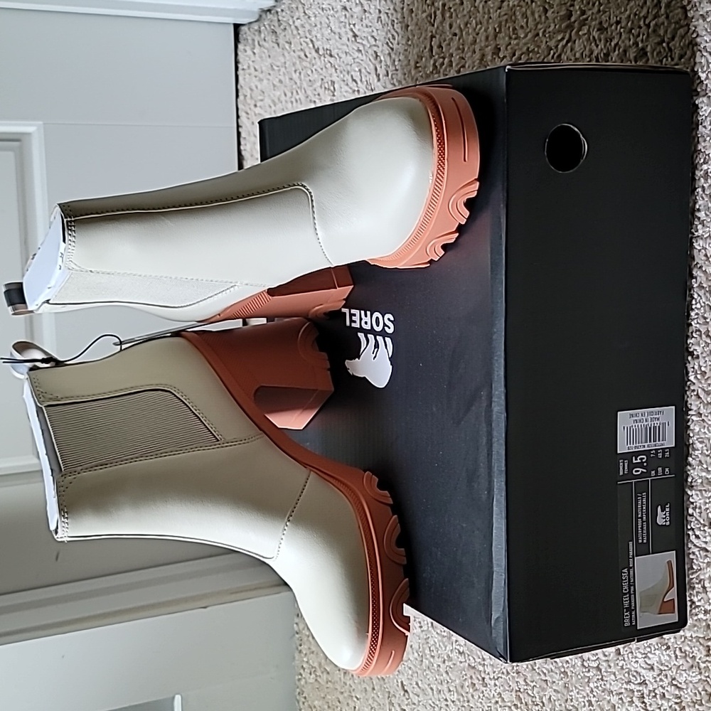 NIB Sorel Brex Chelsea ankle bootie, genuine leather, natural and pink, size 9.5 - Picture 2 of 11